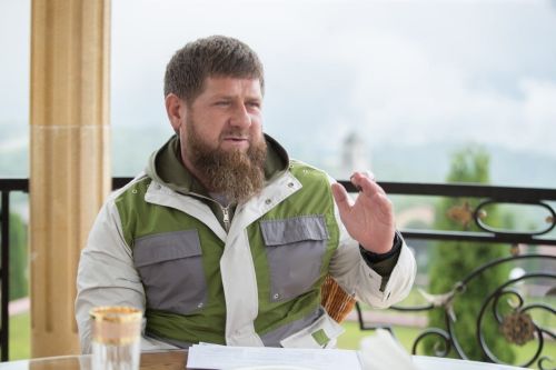 Р. Кадыров возглавил рейтинг губернаторов-блогеров за май 2021 года.